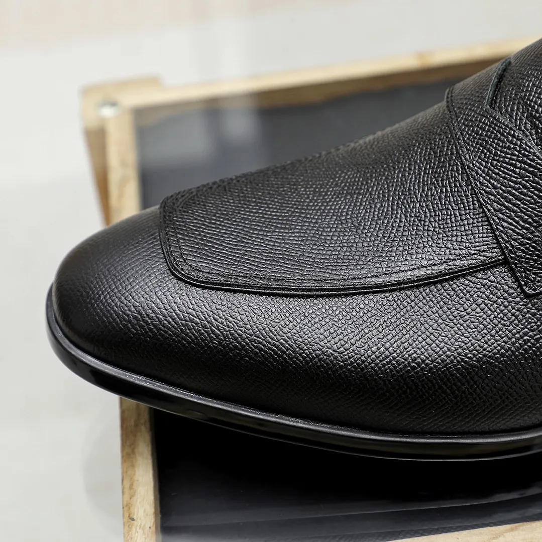 Men's shoes 💰600 🕷🕷🐂【Ferragamo】 Popular fashion casual shoes🇨🇳Official website counter 1:1 production, original mold opening💯Good quality can be seen, imported high-end first-layer pebbled calfskin, water-dyed🐂leather lining🌿very clear texture, high-quality waterproof, non-slip and wear-resistant outsole🎋high quality and low price, truly handmade🍓, 5 colors available! Code number 38-44 (45. To be customized)